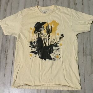 Lainey Wilson T-Shirt Large